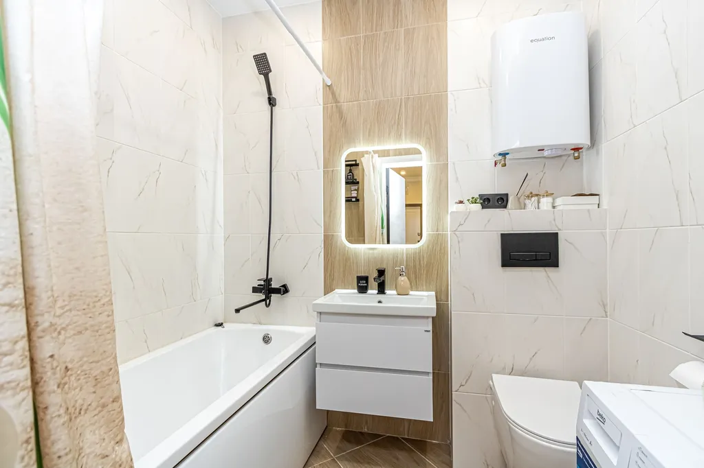 Стильная студия в доме комфорт класса с шикарным видом