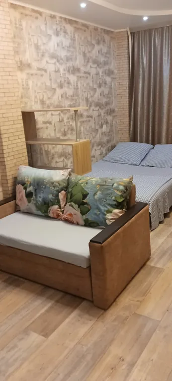 Квартира напротив Линии