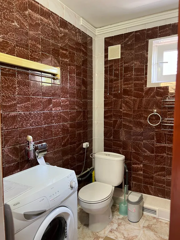 Коттедж Дом у моря в центральной части города целиком — Геленджик