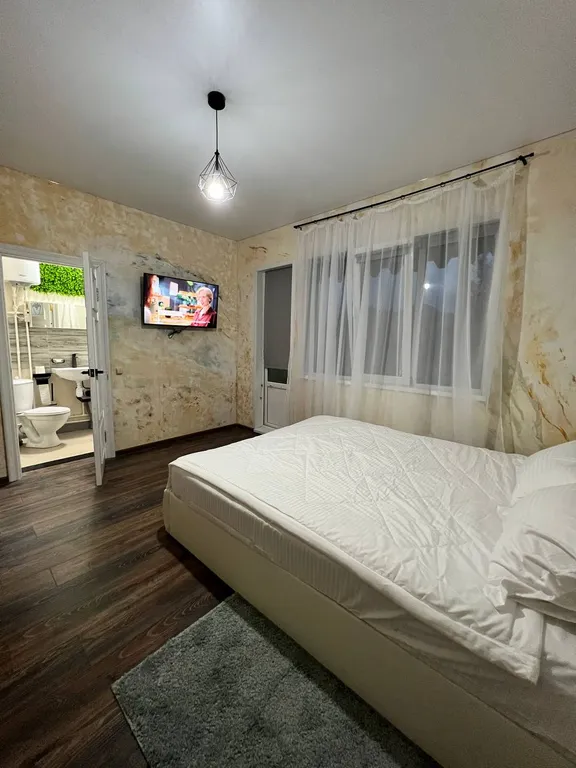 Коттедж Гостевой дом у озера с чаном и баней, лес, рыбалка, квадроциклы, лыжи — Москва