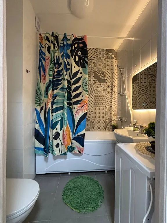 Уютная студия с террасой с видом на горы и бассейны