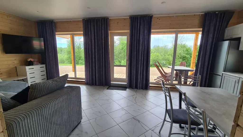 Коттедж Гостевой дом с террасой и сауной в Карелии, вблизи реки и озера Ладоги — Видлица