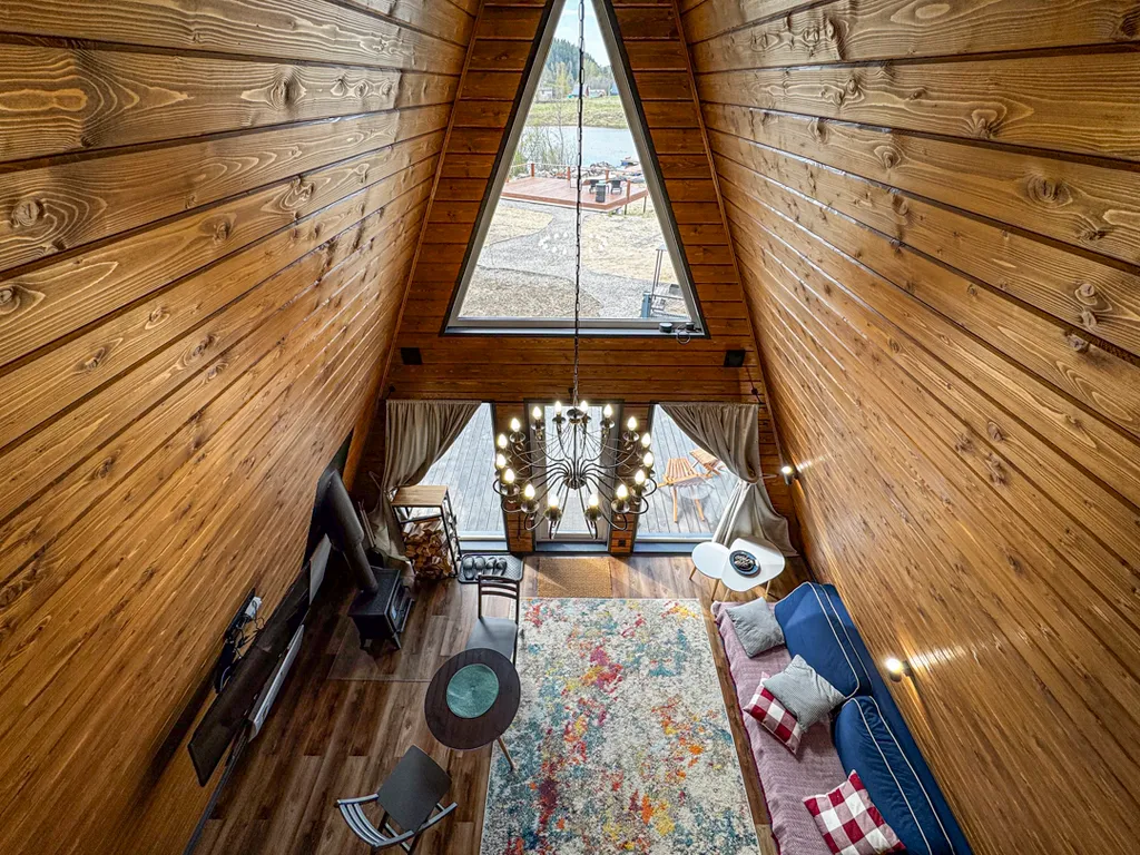 Дом Афрейм с подогреваемой купелью в террасе дома Лисичкино Карелия