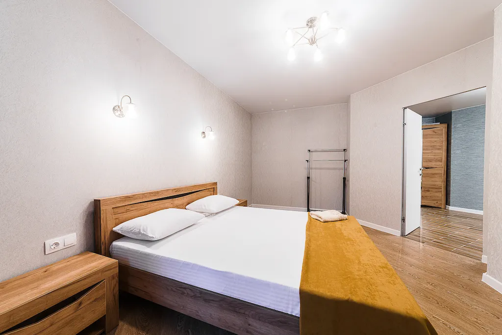 Квартира Стильные двухкомнатные апартаменты — аренда посуточно в Саратов