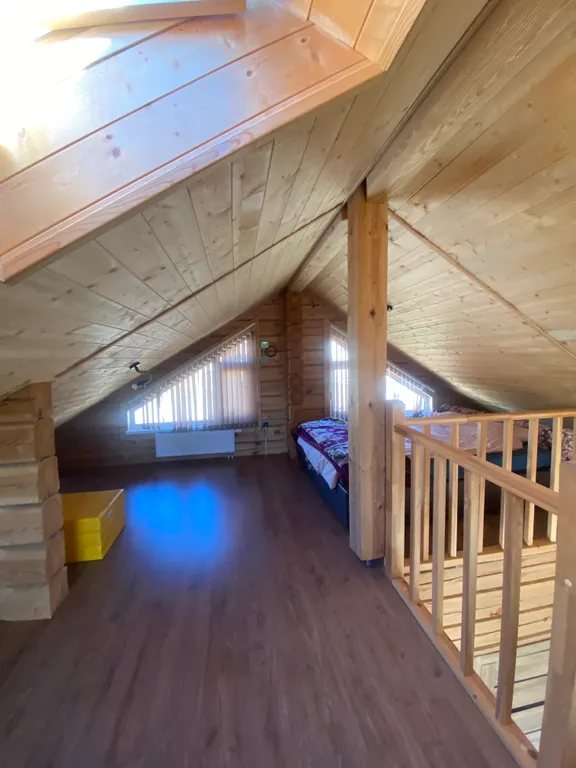 Коттедж у склонов