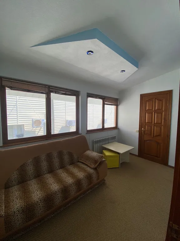 Коттедж на набережной