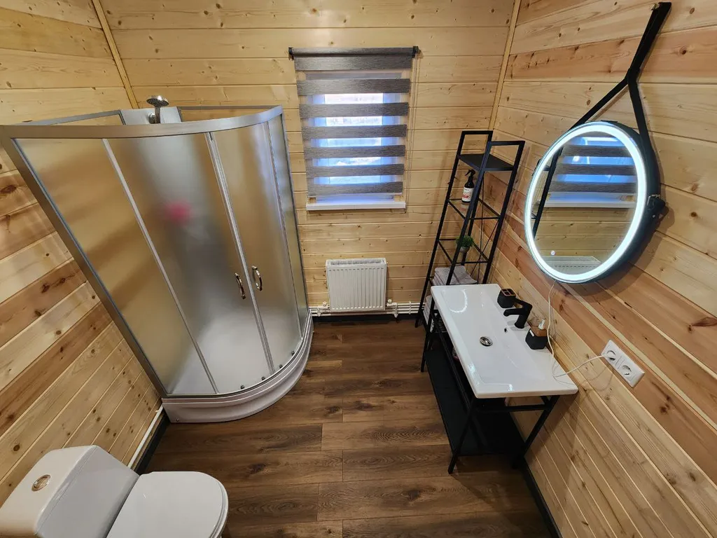 Дом для уединения на берегу Волги