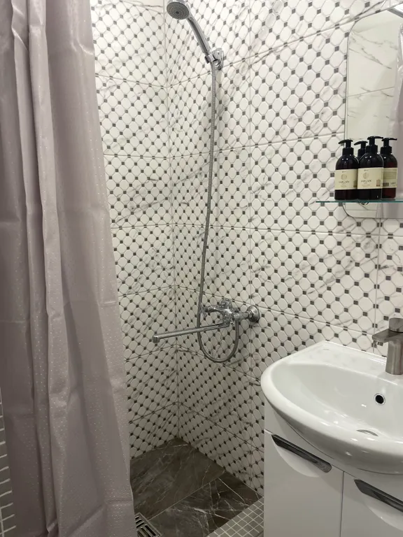 Уютная, светлая квартира, вблизи озера