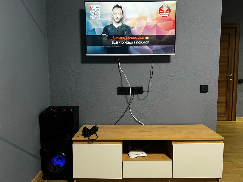 Дом возле горячих источников