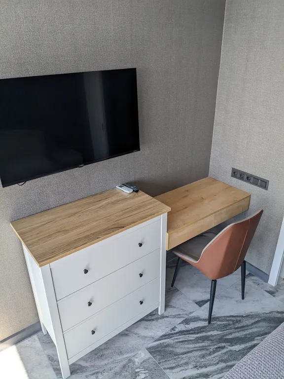 Квартира с отдельной спальней с лучшим видом на море и стадион