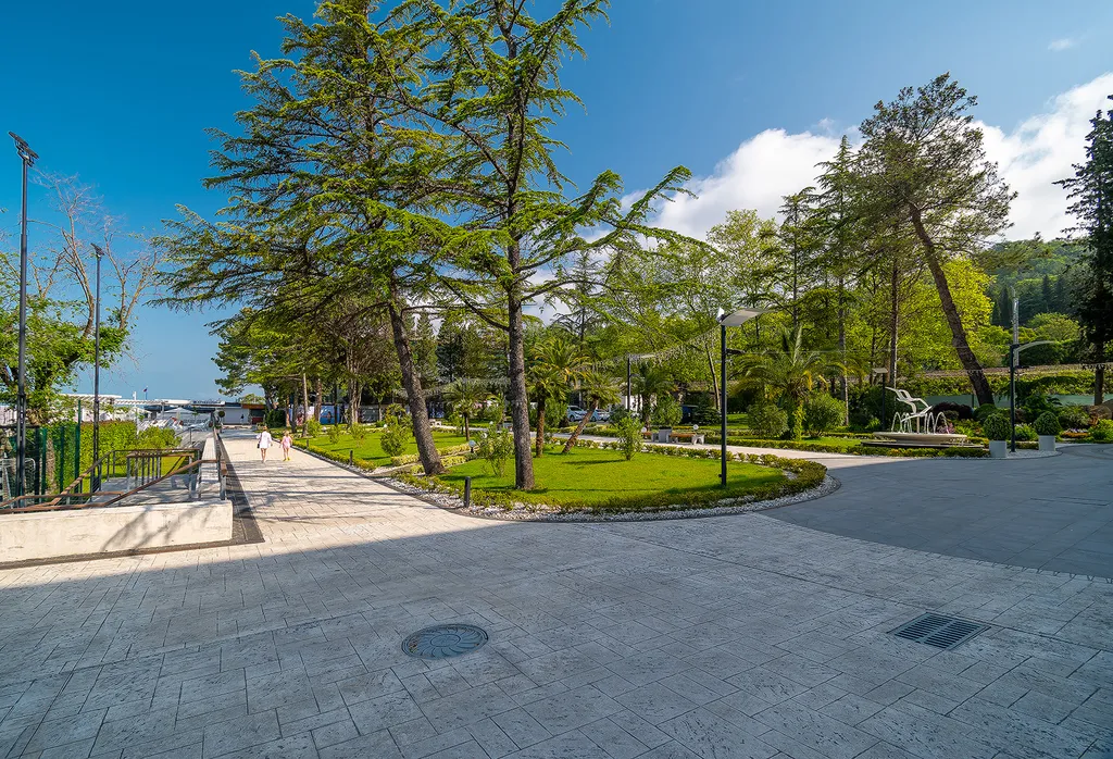 Апартаменты Люкс, Лучезарный на первой береговой линии