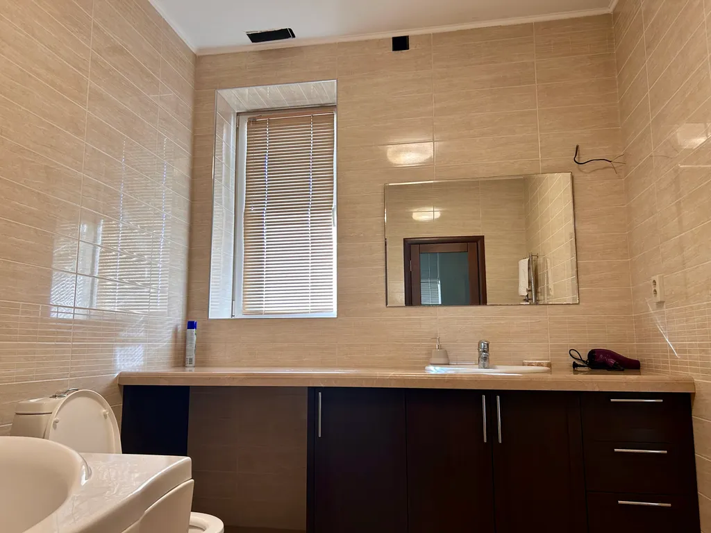 Комфортный дом с бассейном, баней и BBQ, Levivilla