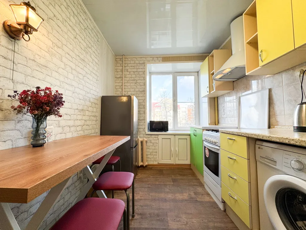 Квартира рядом с Десантным училищем