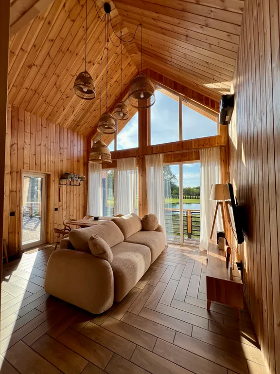 Дом в Беловежской пуще Fauna