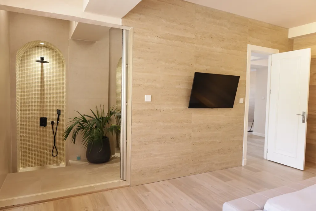 Ambassador apartment