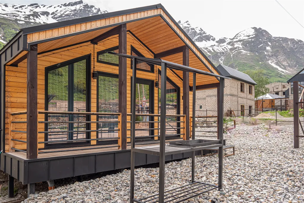 Коттедж с мангалом