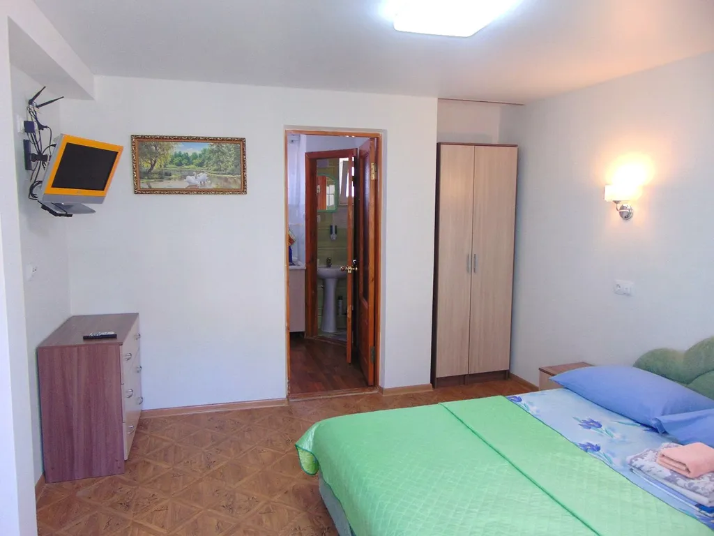 Апартамент Мята – уютное жилье в виноградном украшении на 2 этаже