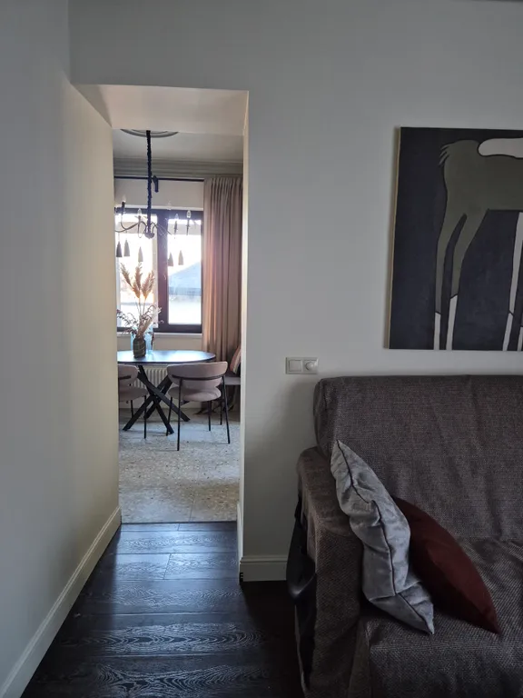 Дом в Кисловодске с авторскими интерьерами на стыке курорта и природы