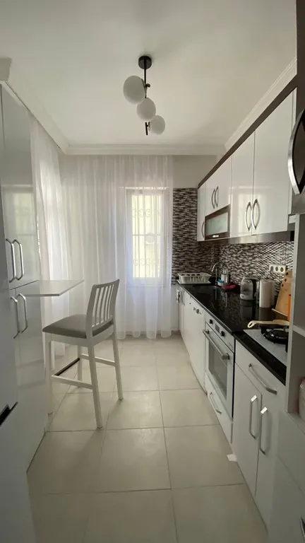 Просторная и светлая квартира у моря