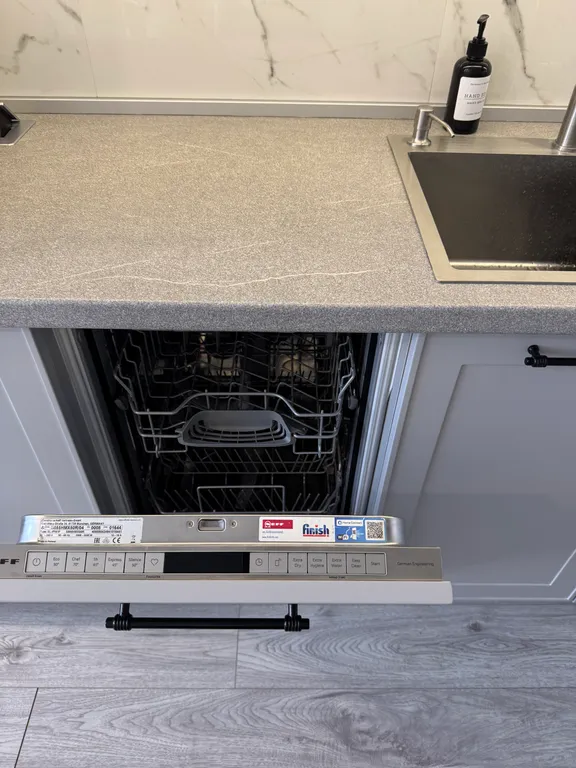 Трёшка с дизайнерским ремонтом в ЖК Гвардейский 2