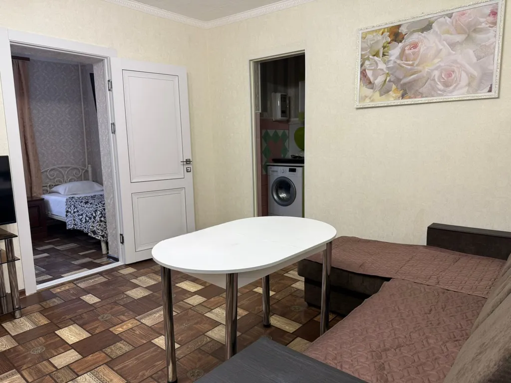 Квартира Квартира Уютный апартамент с двумя спальнями — Адлер