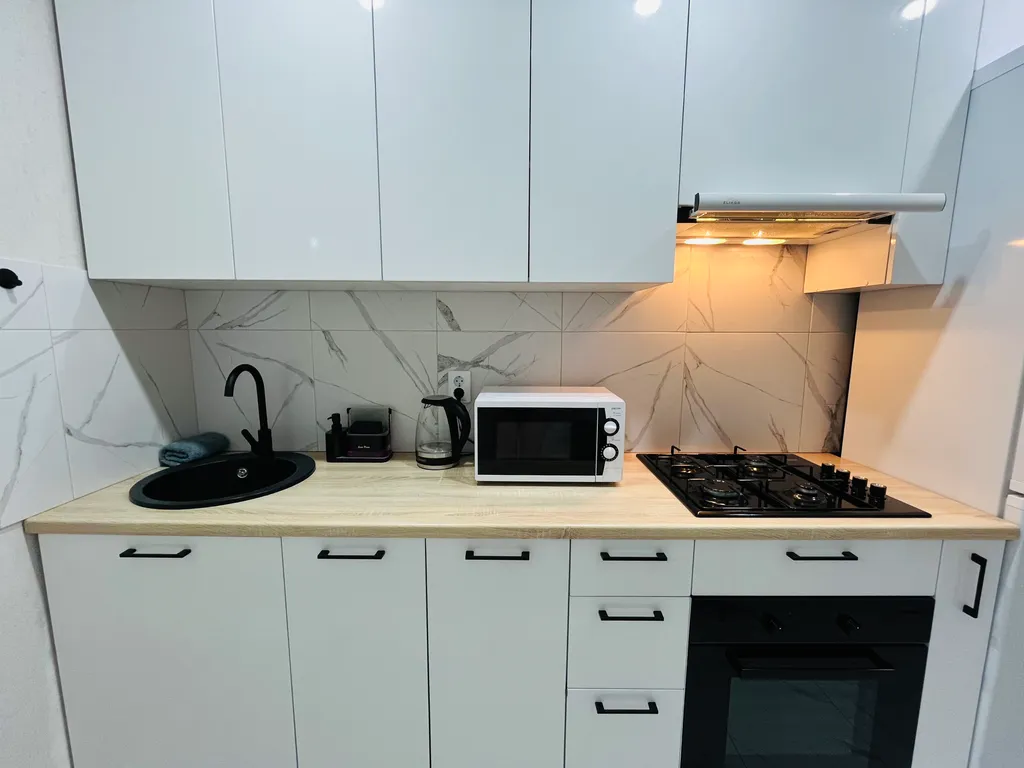 Уютная квартира у ТЦ ДаНада