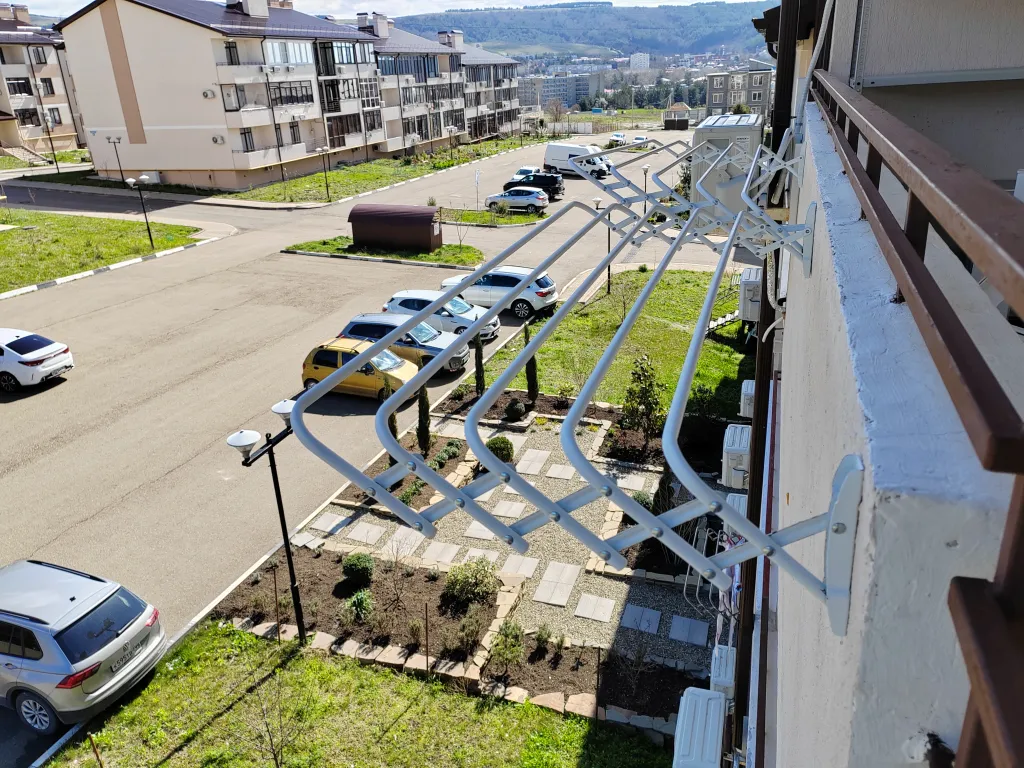 Уютная квартира с большой лоджией - террасой у открытого моря