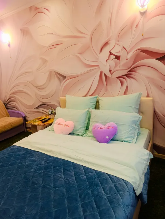 Современная квартира в центре — аренда посуточно в Нефтеюганск