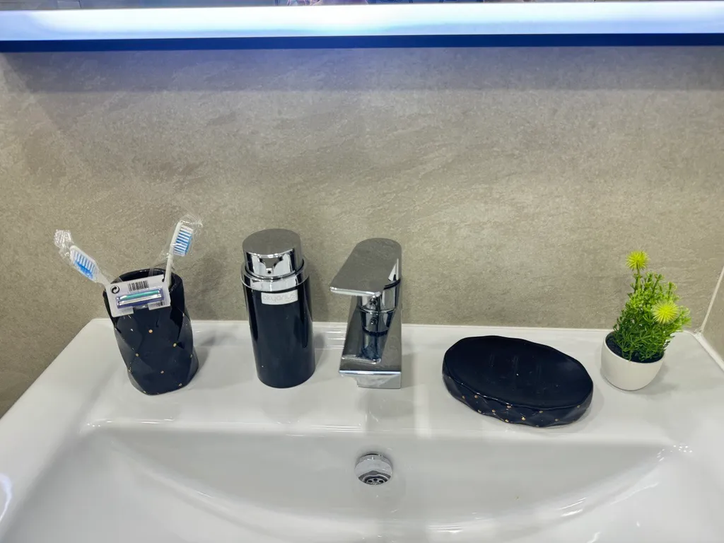 Евродвушка в ЖК Комфорт Сити с видом на горы, рядом с ТЦ MEGA