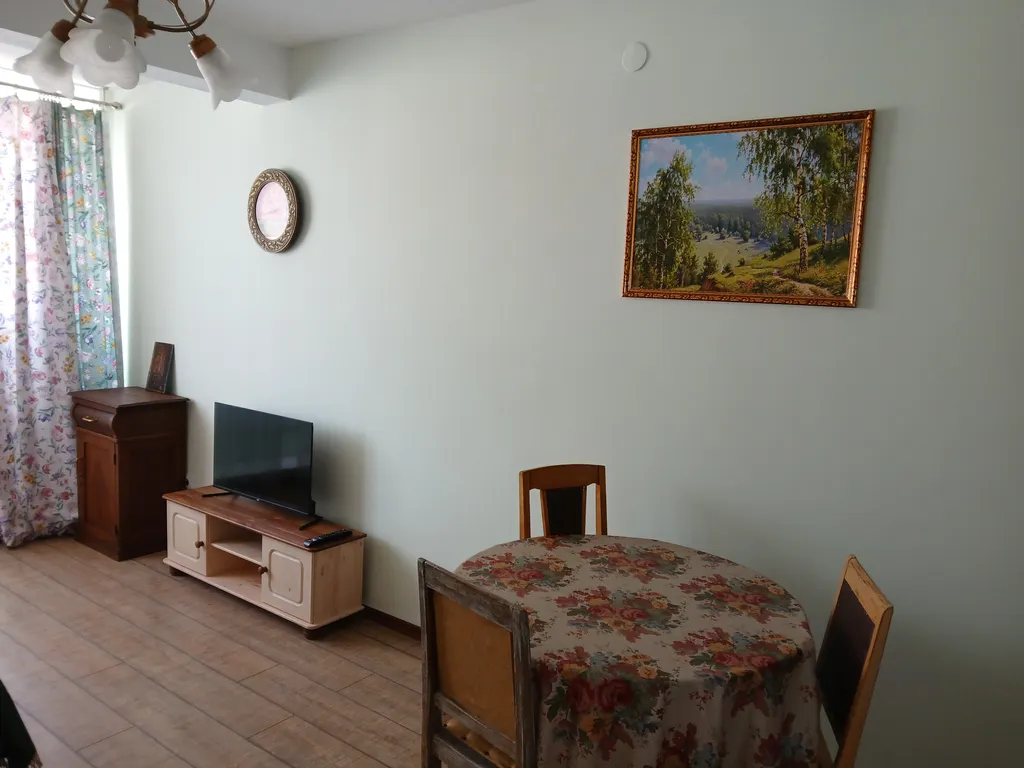 Евродвушка в центре, в новом доме, светлая, уютная