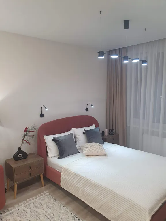 Квартира Уютная дизайнерская студия в нoвом дoме с прекрасной инфраструктурой — Тюмень