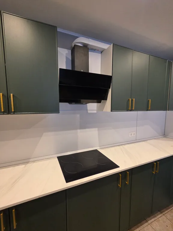 Загородный дом с бассейном и банкетным залом