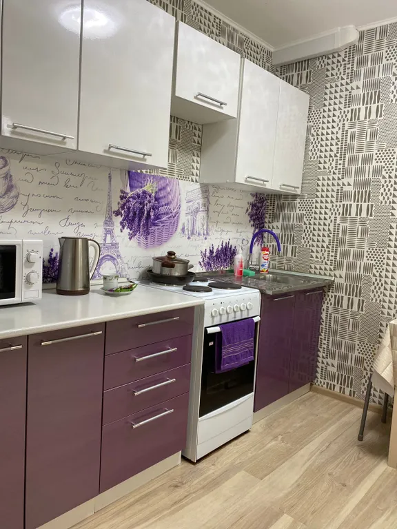 Уютная однокомнатная квартира студия — аренда посуточно в Нижневартовск