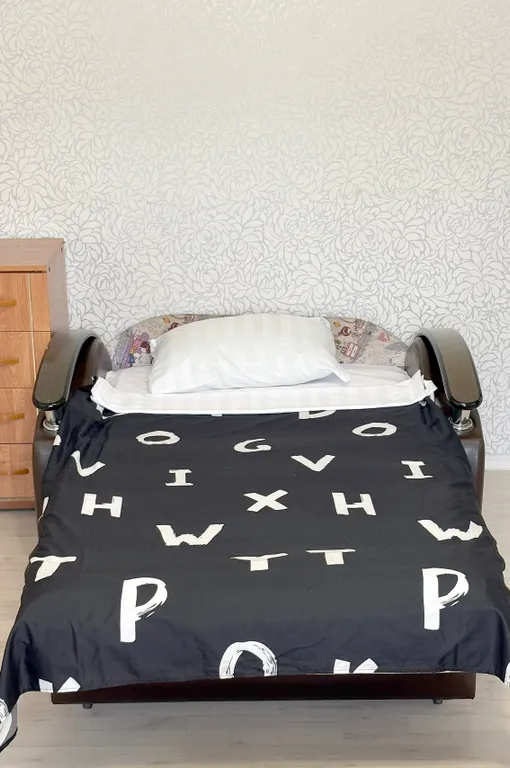 Светлая евро-двушка в Кошелeв парке. Для семьи или для работы.