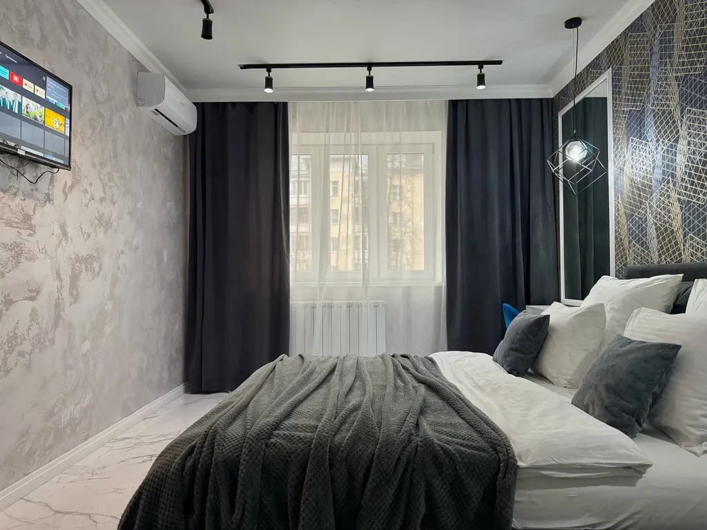 Апартаменты авроратзакрытая парковка, новый ремонт