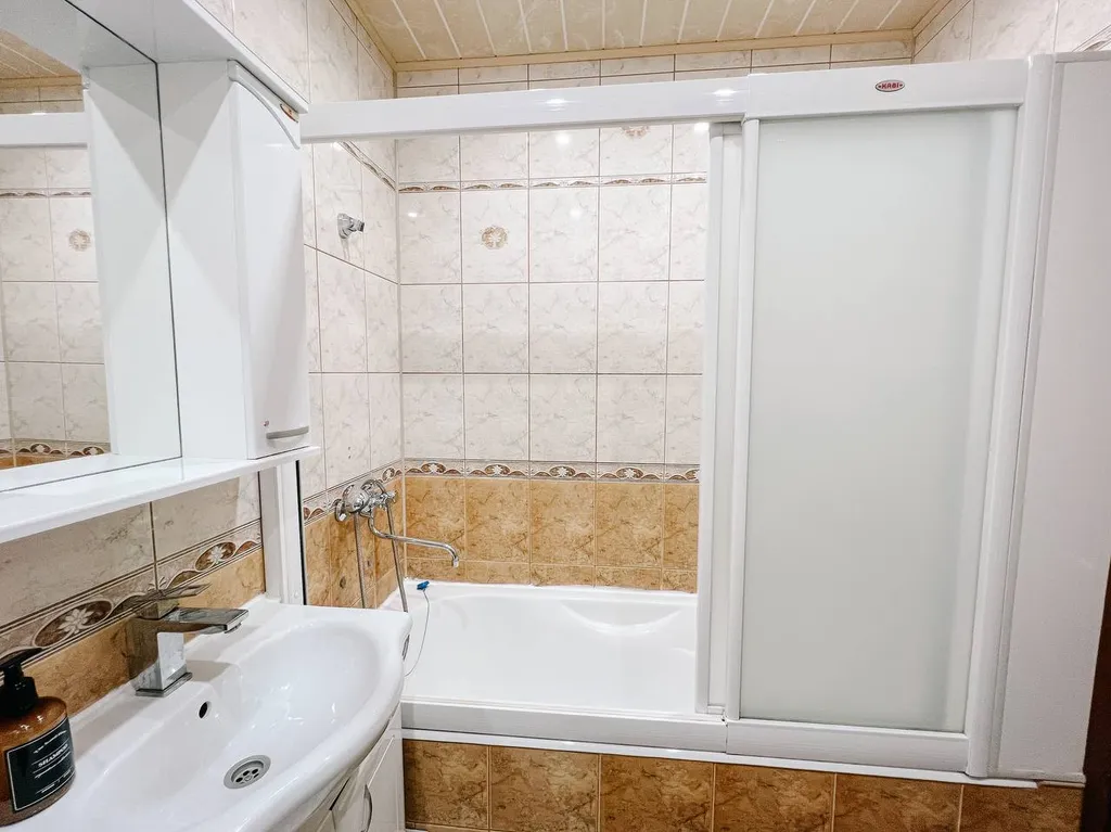 Просторная однокомнатная квартира в районе Набережной Грина