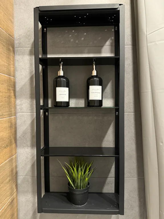 Двухкомнатная квартира в районе Столбов и Бобрового лога