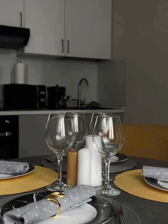 Апaртаменты Тропическое хаки в ​апарт-комплексе Виктория