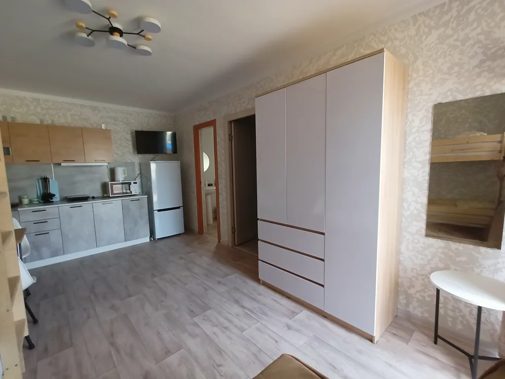 Дом с бассейном у моря