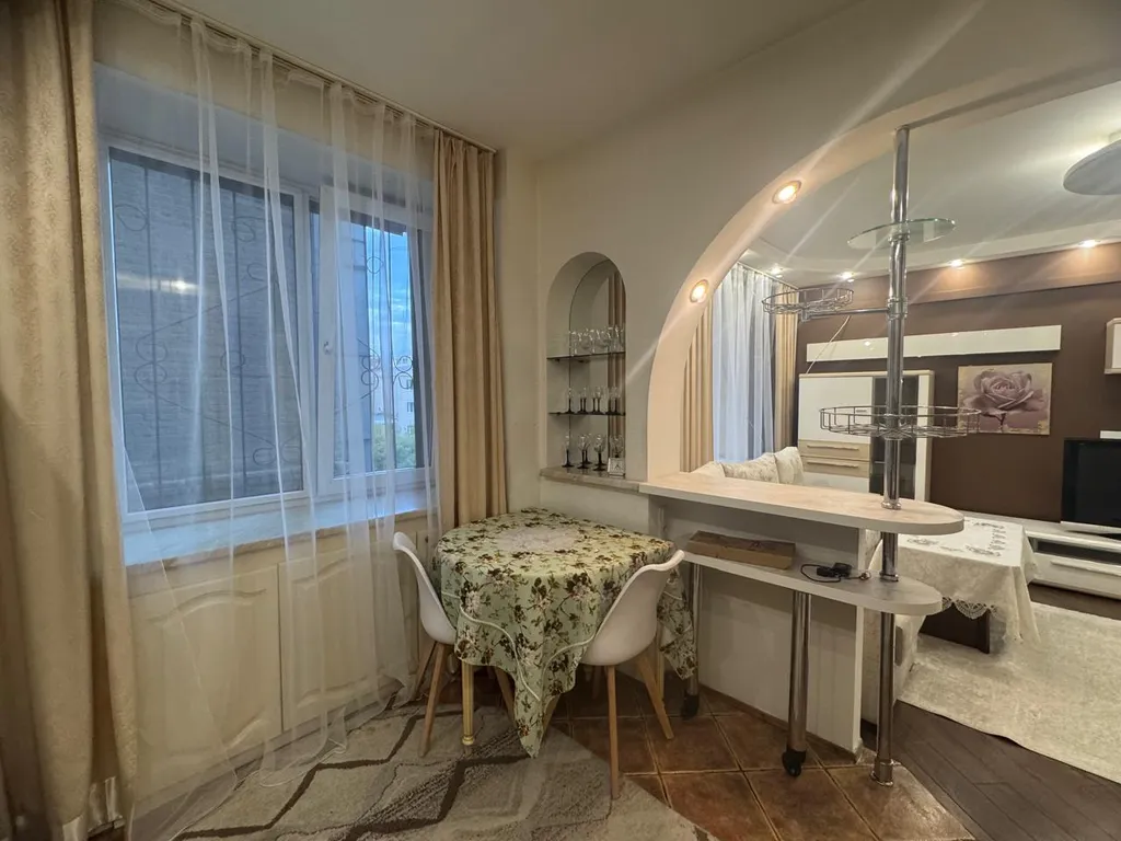 Большая 3-комнатная в центре Барнаула