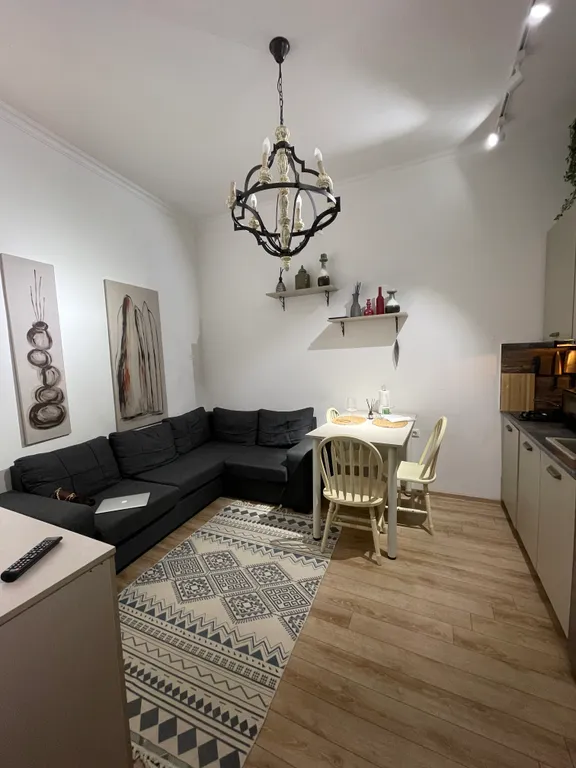 Квартира на вере у метро в центре