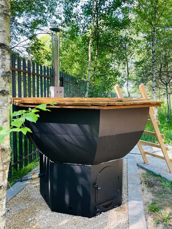 Треугольный дом