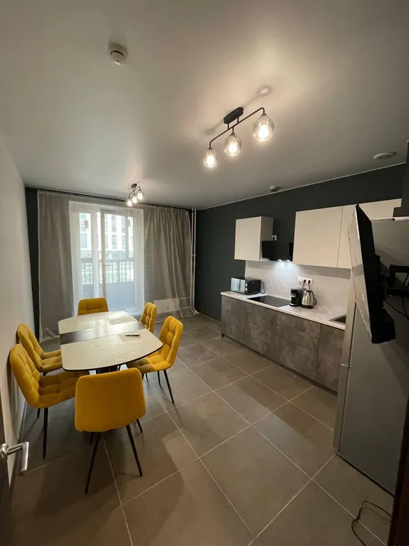 Квартира Большая квартира для 4-12 человек рядом с аэропортом Шереметьево — Москва