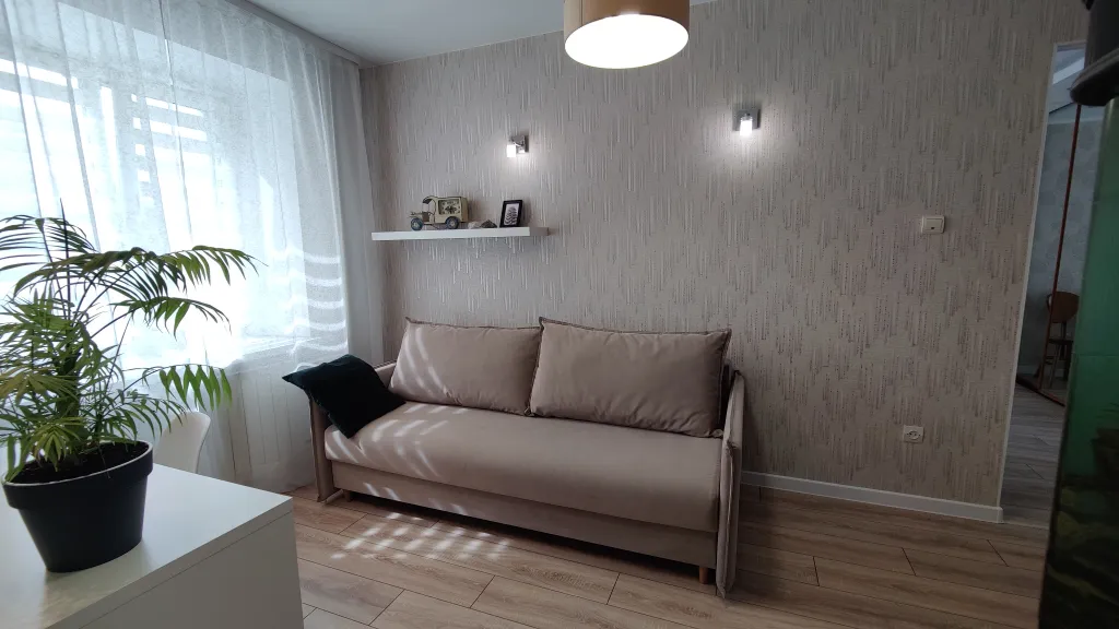 Светлая уютная 4-комнатная квартира рядом с центром