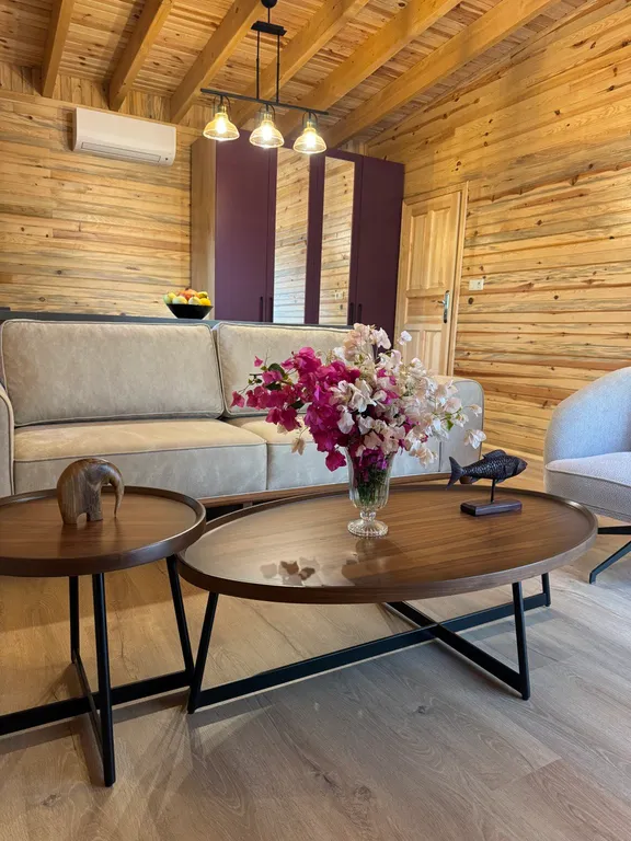 Просторное эко бунгало в сосновом лесу на побережье Турции