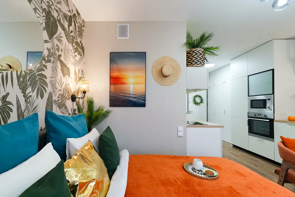Квартира Квартира Tropic SPA Studio с джакузи XXL и тропическим душем в уютном центре — Минск