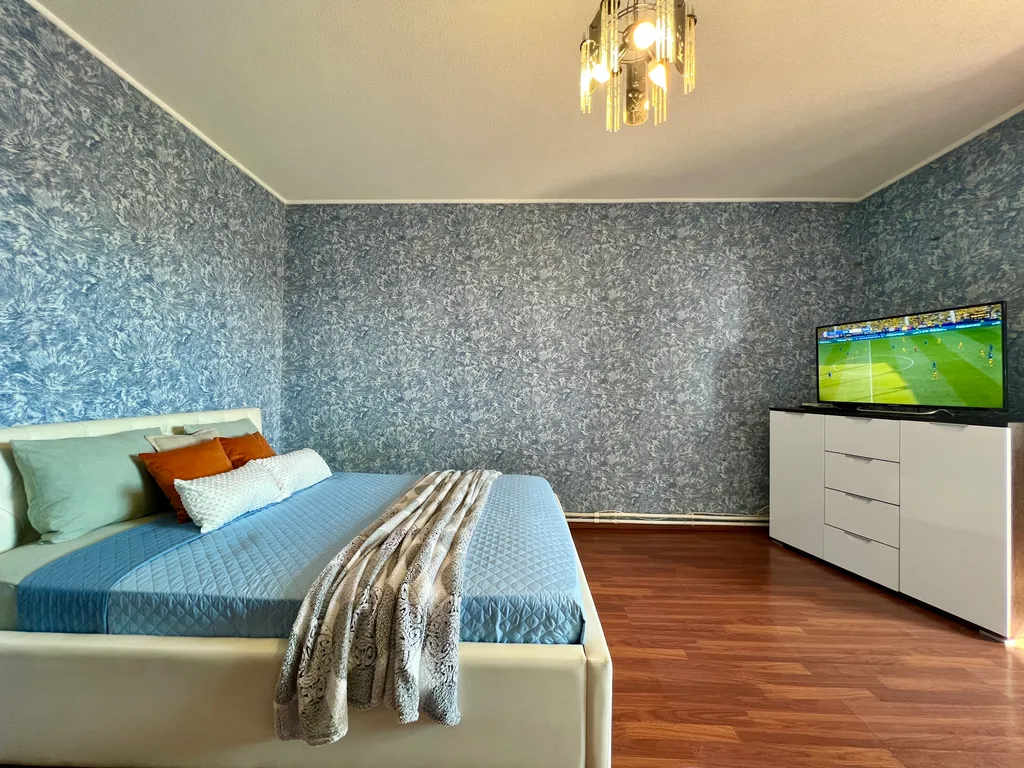 1-комнатная квартира в центре не берем оплату за уборку — аренда посуточно в Калуга