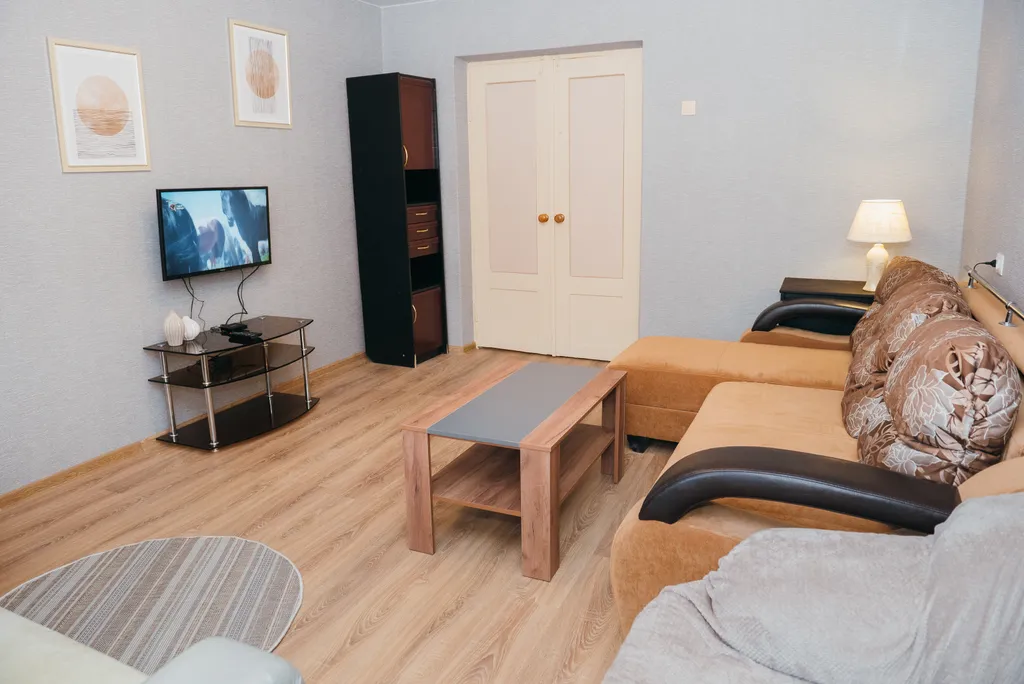 Квартира у Серебряного города