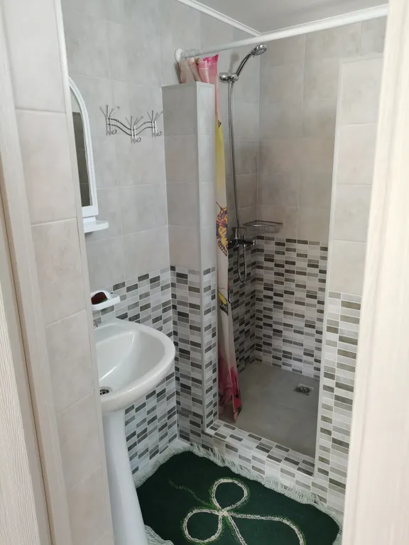 Домик в самом центре Фороса