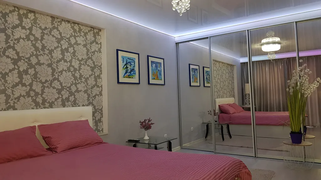 Апартамент возле площади в центре города